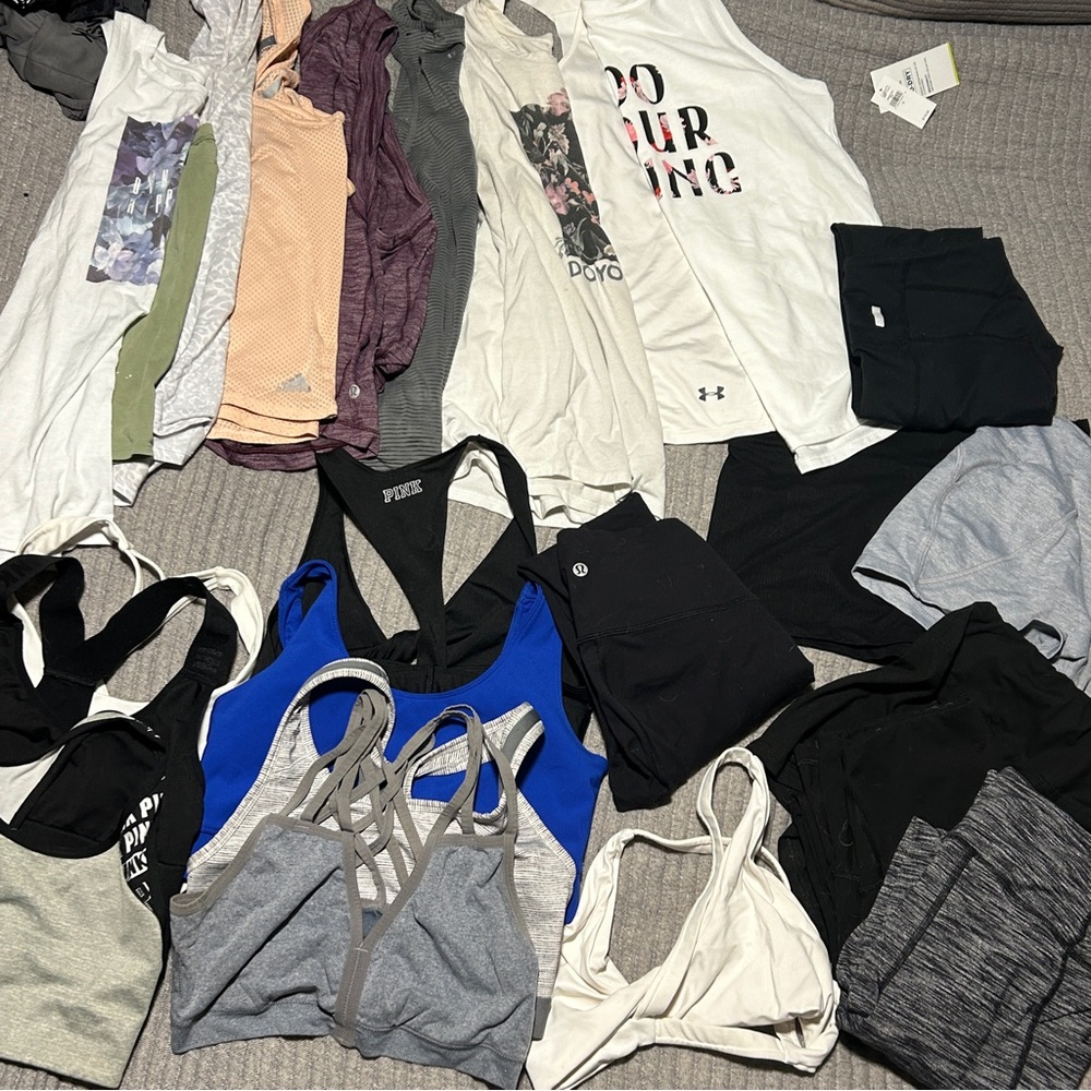 Huge 24 Piece Workout Bundle - image 4